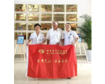 74岁退休教师尝鲜三焦点晶体 摆脱白内障“致青春”